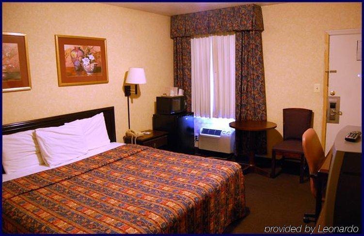 Budget Inn Falls Church Bagian luar foto