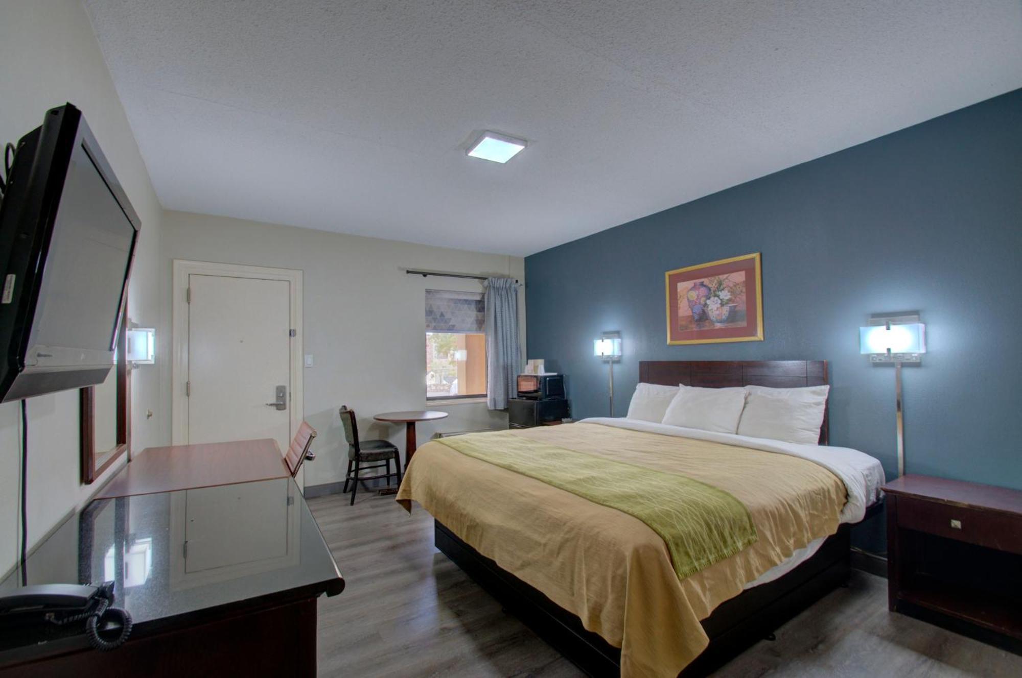 Budget Inn Falls Church Bagian luar foto